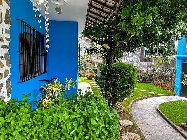 Casa com 687m² 5 quartos e 4 banheiros, à venda, no bairro Centro em Maricá