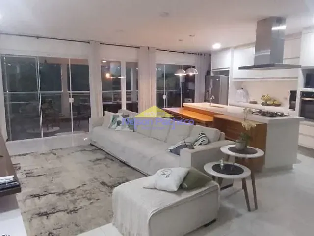 Casa com 164m² 5 quartos e 2 banheiros, à venda, no bairro Centro em Capivari