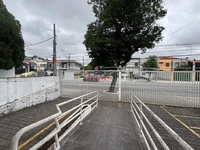 Casa com 700m² 3 quartos e 3 banheiros, à venda, no bairro Jardim Paulista em São Paulo