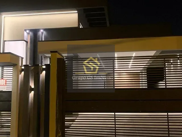 Casa com 250m² 3 quartos e 3 banheiros, à venda, no bairro Pinheirinho em Vinhedo