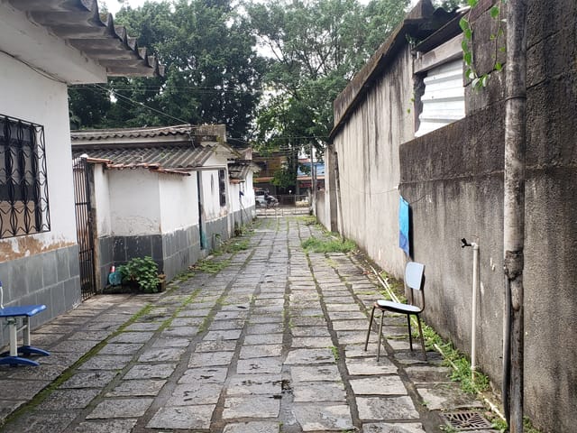 Foto do Village - Vila à Venda, composta de 4 casas, ótima localização, uma casa com 2 quartos e 3 casas com 1 quarto, no centro de Parada Modelo, Guapimirim, RJ | Sansil Imóveis