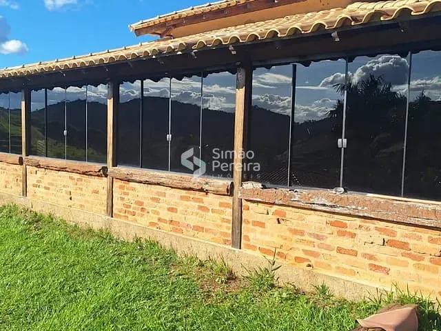 Casa 4 quartos e 4 banheiros, à venda, no bairro Balança em Simão Pereira
