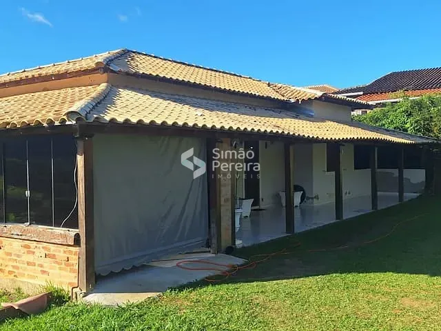 Casa 4 quartos e 4 banheiros, à venda, no bairro Balança em Simão Pereira