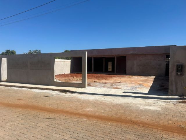 Casa com 400m² 3 quartos e 2 banheiros, à venda, no bairro Ponte Alta Norte (Gama) em Brasília