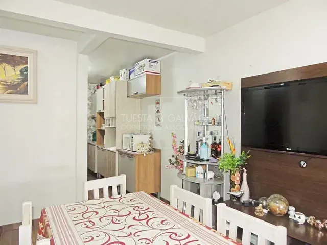 Casa com 110m² 2 quartos e 1 banheiro, à venda, no bairro Rio Verde em Colombo