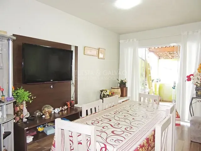Casa com 110m² 2 quartos e 1 banheiro, à venda, no bairro Rio Verde em Colombo