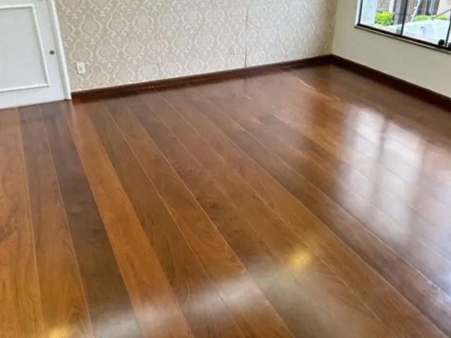 Casa 4 quartos e 6 banheiros, à venda ou para alugar, no bairro Vila Assunção em Santo André
