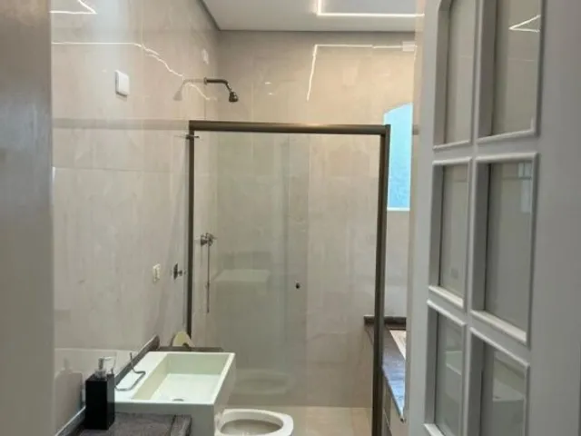 Casa 4 quartos e 6 banheiros, à venda ou para alugar, no bairro Vila Assunção em Santo André