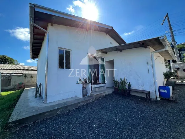 Casa com 413m² 2 quartos e 1 banheiro, à venda, no bairro Bela Vista em Gaspar