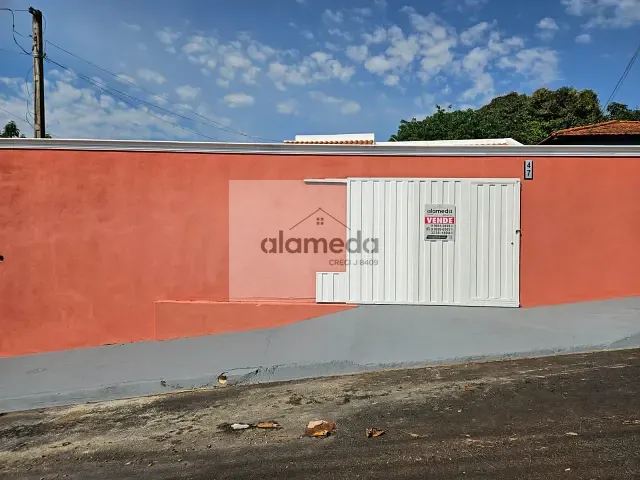 Casa 2 quartos e 1 banheiro, à venda, no bairro JD PANORAMA em Jacarezinho