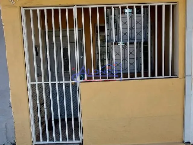 Casa com 90m² 1 quarto e 1 banheiro, à venda, no bairro Centro em Jacareí