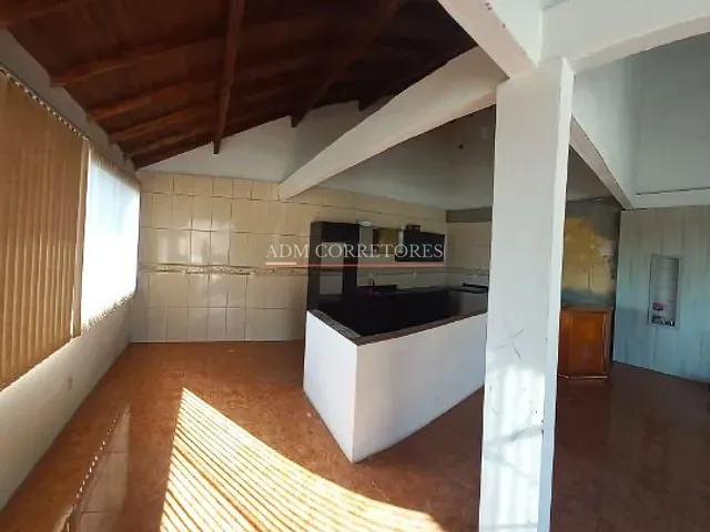 Casa com 299m² 4 quartos e 3 banheiros, à venda, no bairro Parque Granja Esperança em Cachoeirinha