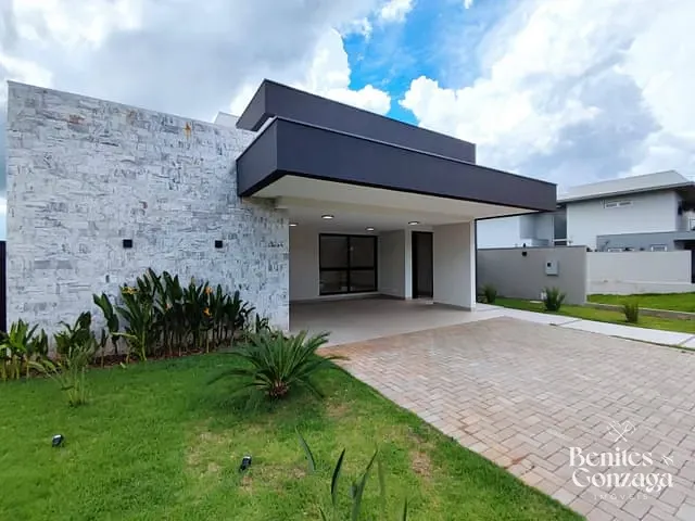 Casa com 525m² 4 quartos e 5 banheiros, à venda, no bairro Jardins de Monet Residence em Maringá