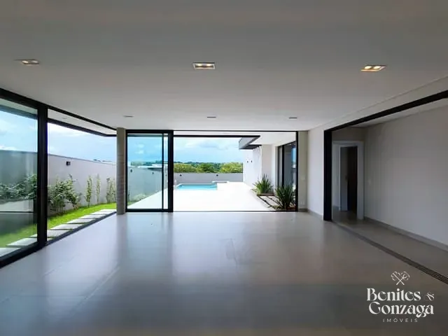 Casa com 525m² 4 quartos e 5 banheiros, à venda, no bairro Jardins de Monet Residence em Maringá