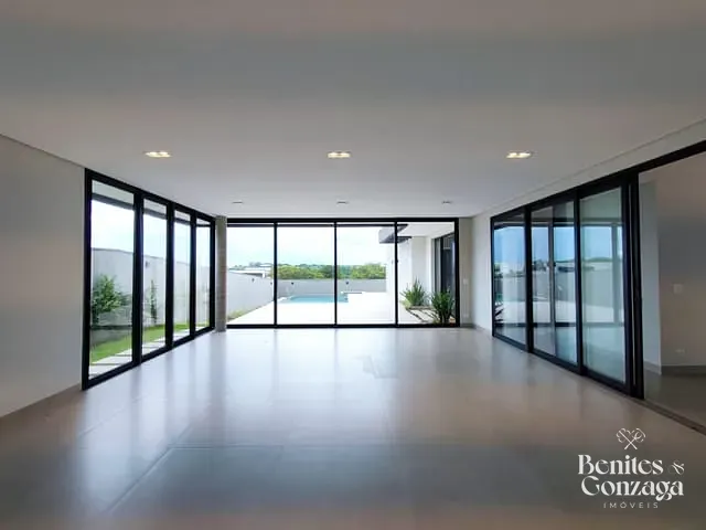 Casa com 525m² 4 quartos e 5 banheiros, à venda, no bairro Jardins de Monet Residence em Maringá