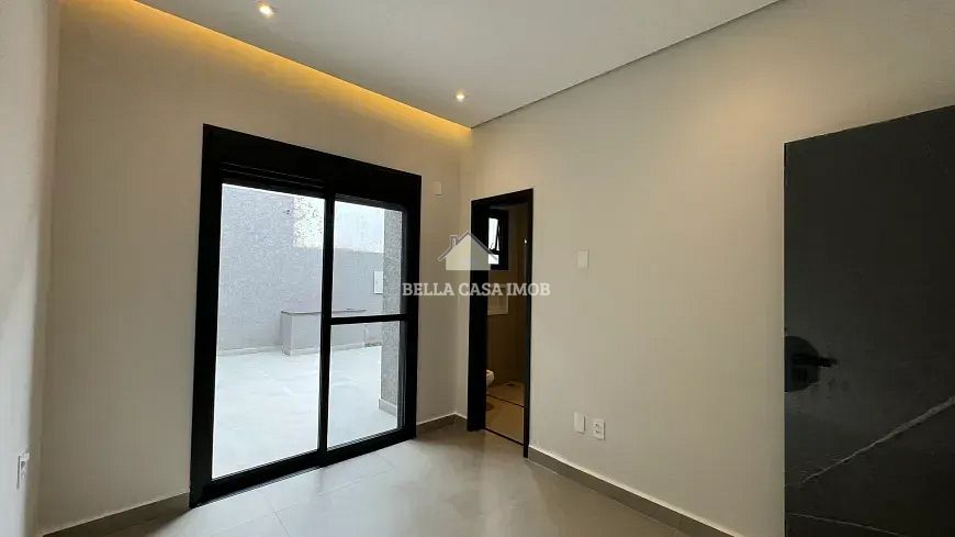 Casa à venda com 3 quartos, 176m² - Foto 8