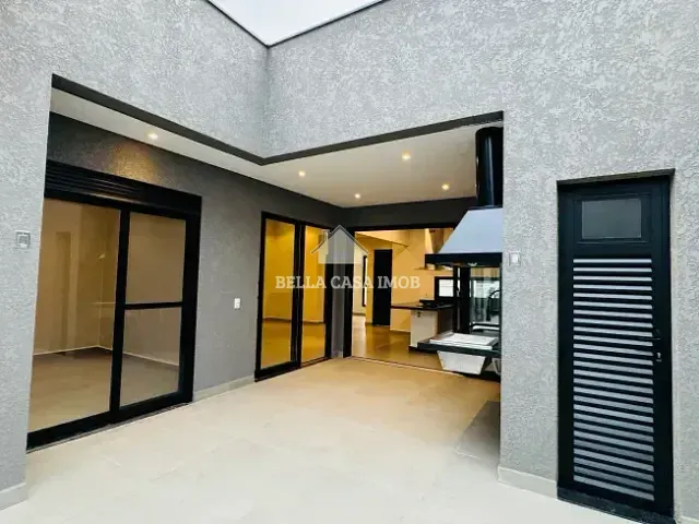 Casa com 252m² 3 quartos e 5 banheiros, à venda, no bairro Condomínio Residencial Flores em Votorantim