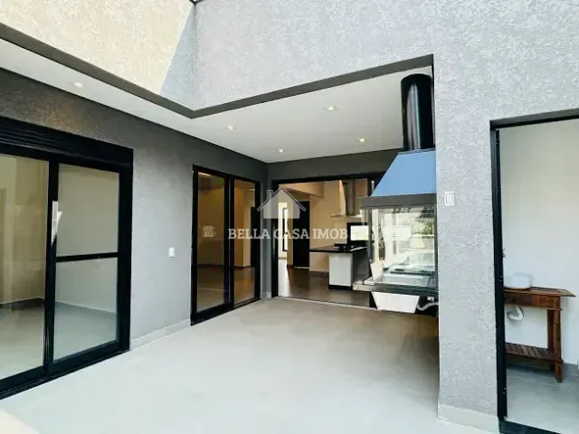 Casa com 252m² 3 quartos e 5 banheiros, à venda, no bairro Condomínio Residencial Flores em Votorantim