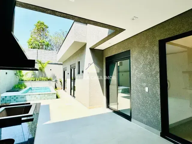 Casa com 252m² 3 quartos e 5 banheiros, à venda, no bairro Condomínio Residencial Flores em Votorantim