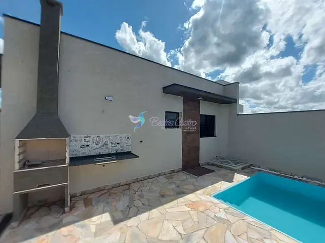 Casa com 202m² 3 quartos e 2 banheiros, à venda, no bairro Jardim Real em Bom Jesus dos Perdões