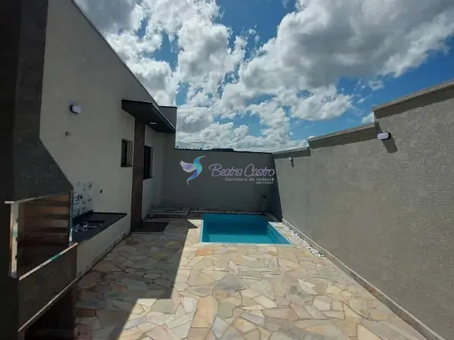 Casa com 202m² 3 quartos e 2 banheiros, à venda, no bairro Jardim Real em Bom Jesus dos Perdões