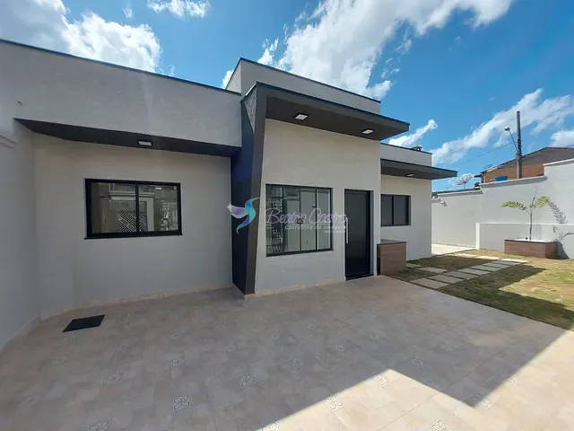Casa com 202m² 3 quartos e 2 banheiros, à venda, no bairro Jardim Real em Bom Jesus dos Perdões