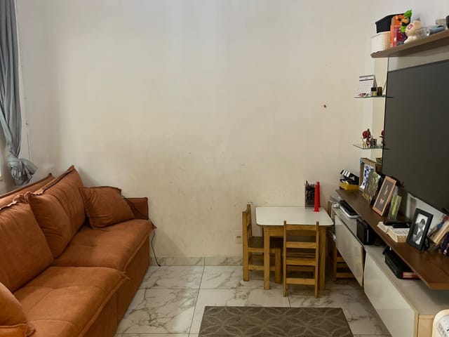 Casa 2 quartos e 3 banheiros, à venda, no bairro Botujuru em Mogi das Cruzes