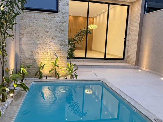 Casa com 198m² 3 quartos e 4 banheiros, à venda, no bairro Parque Universitário em Franca