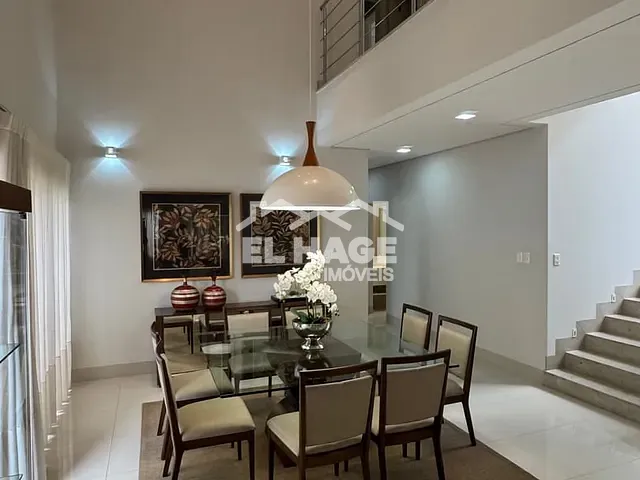 Casa com 372m² 4 quartos e 6 banheiros, à venda, no bairro Jardim Itália em Cuiabá