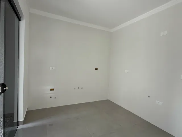 Casa 3 quartos e 3 banheiros, à venda, no bairro Alto Boqueirão em Curitiba