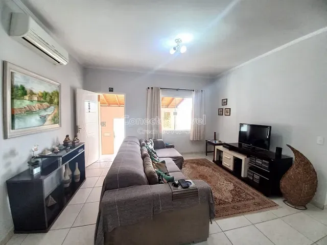 Casa com 307m² 3 quartos e 3 banheiros, à venda, no bairro Jardim Europa em Jaguariúna