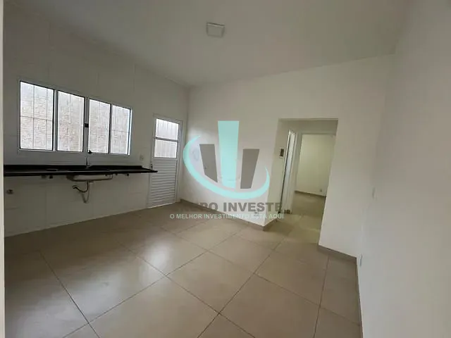 Casa com 200m² 2 quartos e 2 banheiros, à venda, no bairro RESIDENCIAL MONTE CARLO em ARARAQUARA