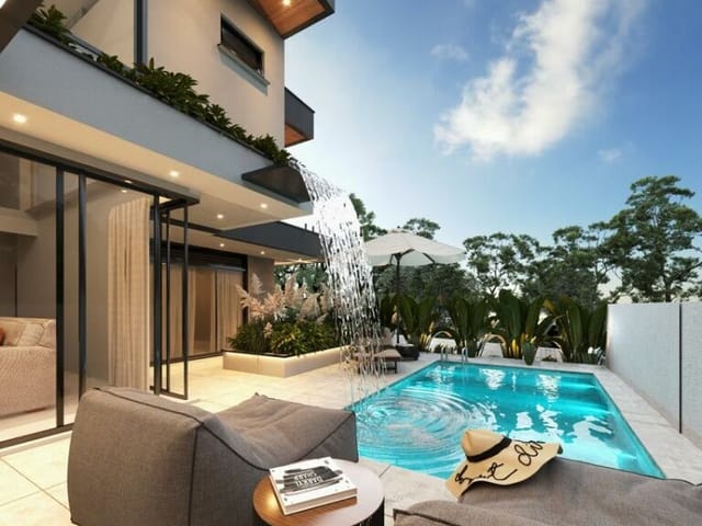 Casa com 449m² 4 quartos e 5 banheiros, à venda, no bairro Ingleses do Rio Vermelho em Florianópolis