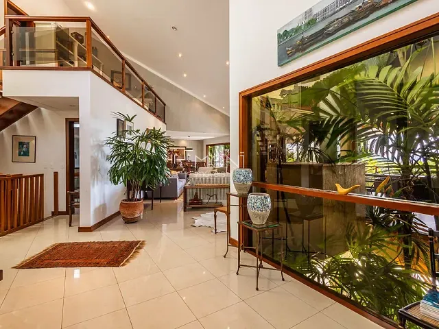 Casa 4 quartos e 8 banheiros, à venda, no bairro Setor de Mansões Dom Bosco (Lago Sul) em Brasília