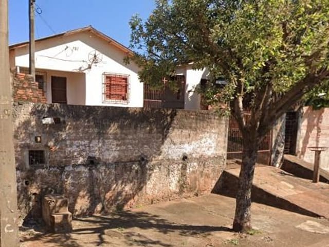 Casa com 320m² 2 quartos e 1 banheiro, à venda, no bairro Jardim Ana Eliza em Cambé