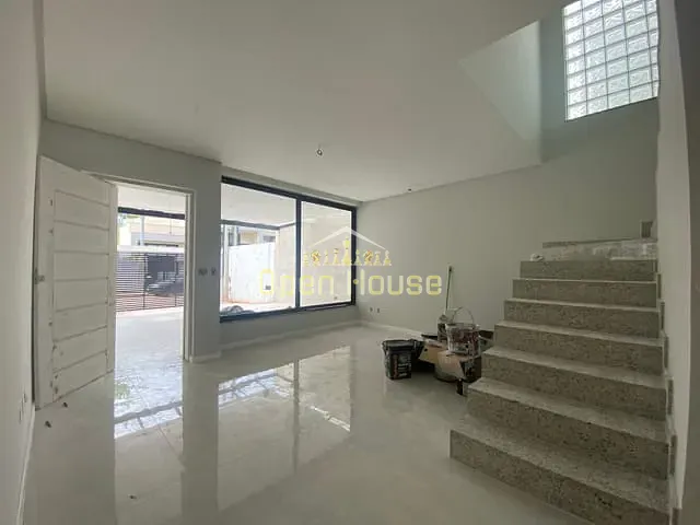 Casa com 180m² 3 quartos e 2 banheiros, à venda, no bairro Jardim Amália em Volta Redonda