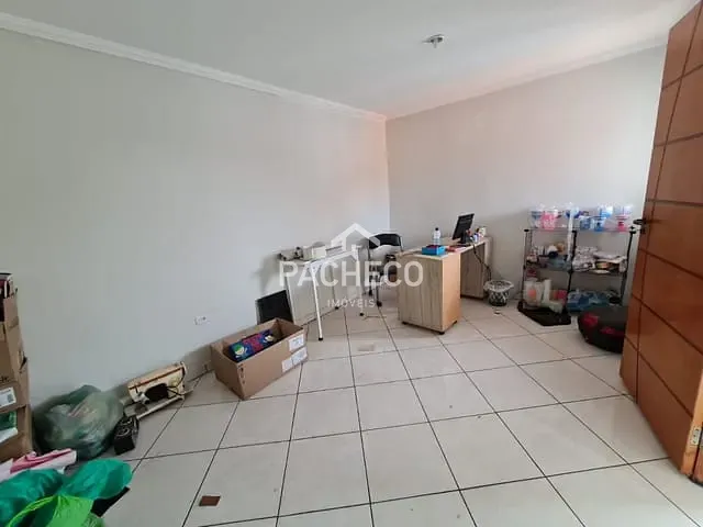 Casa com 153m² 3 quartos e 2 banheiros, à venda, no bairro Vila Mollon IV em Santa Bárbara D'Oeste