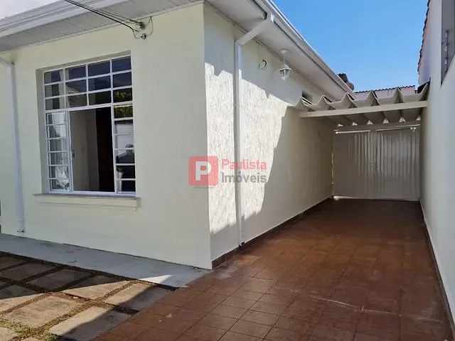Casa com 225m² 2 quartos e 3 banheiros, à venda, no bairro Campo Belo em São Paulo