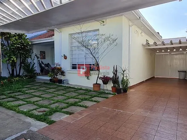 Casa com 225m² 2 quartos e 3 banheiros, à venda, no bairro Campo Belo em São Paulo