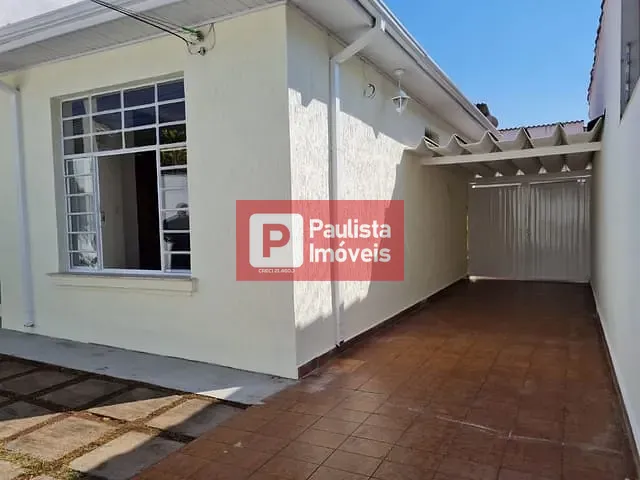 Casa com 225m² 2 quartos e 3 banheiros, à venda, no bairro Campo Belo em São Paulo
