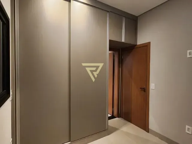 Casa com 250m² 3 quartos e 4 banheiros, à venda, no bairro Real Sul em Ribeirão Preto