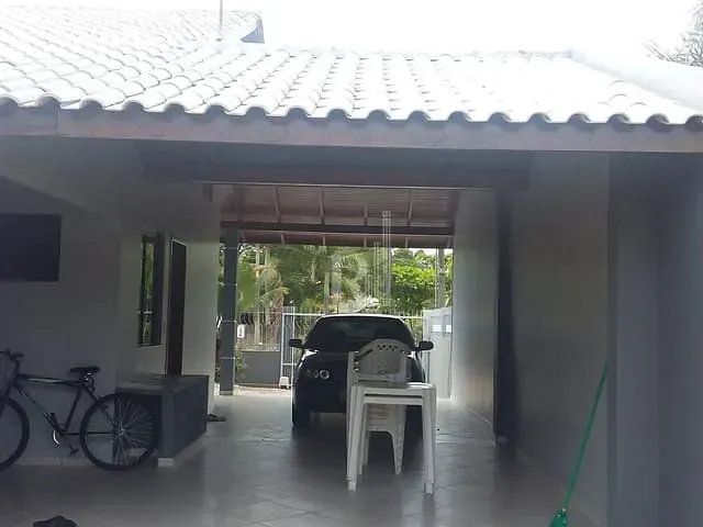 Casa com 480m² 4 quartos e 1 banheiro, à venda, no bairro Praça em Tijucas