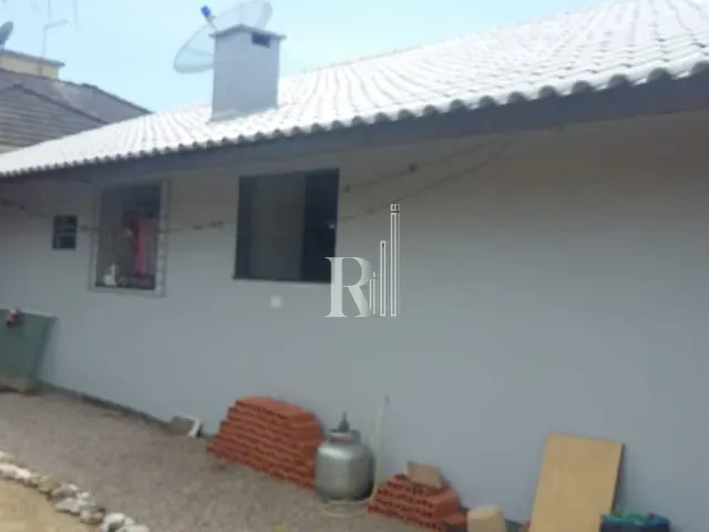 Casa com 480m² 4 quartos e 1 banheiro, à venda, no bairro Praça em Tijucas