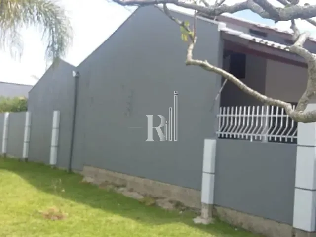 Casa com 480m² 4 quartos e 1 banheiro, à venda, no bairro Praça em Tijucas
