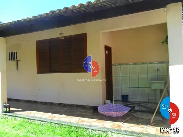 Casa com 356m² 3 quartos e 1 banheiro, à venda, no bairro Cidade Jardim Guapimirim em Guapimirim