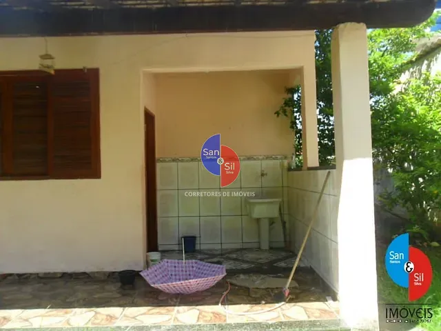 Casa com 356m² 3 quartos e 1 banheiro, à venda, no bairro Cidade Jardim Guapimirim em Guapimirim