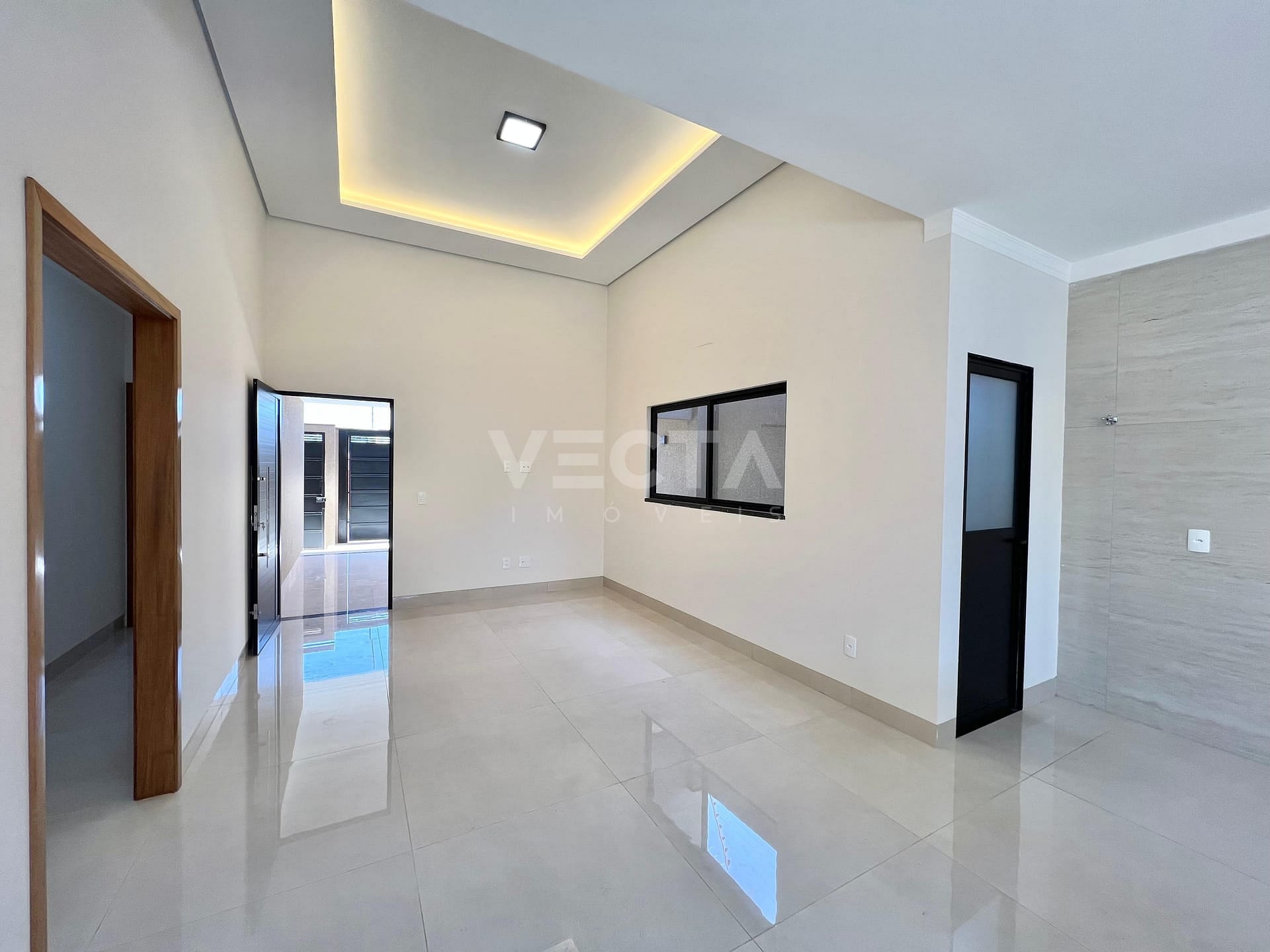 Casa à venda com 3 quartos, 120m² - Foto 2