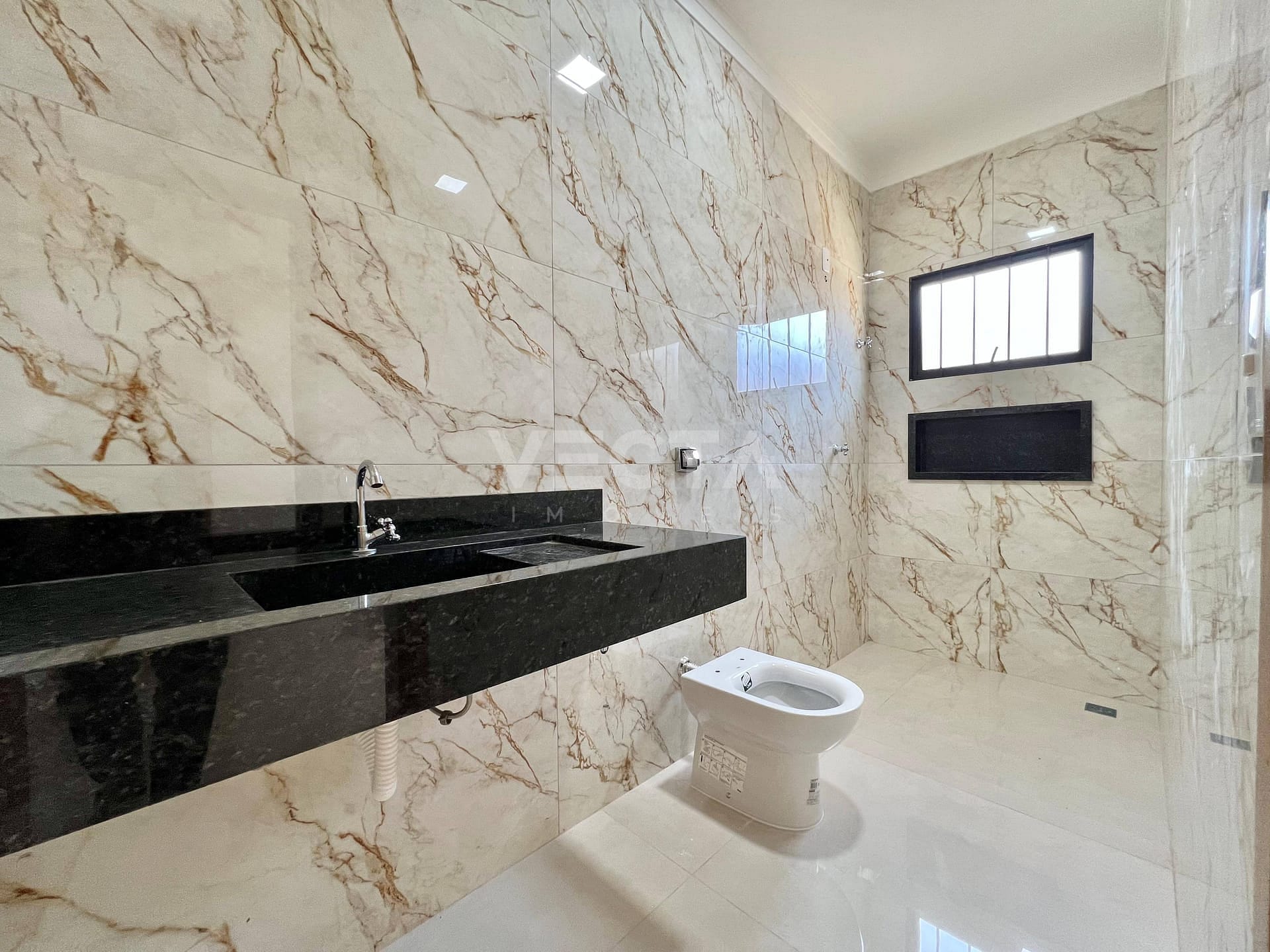 Casa à venda com 3 quartos, 120m² - Foto 12