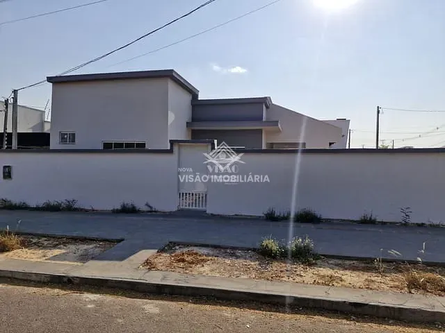 Casa com 208m² 2 quartos e 1 banheiro, à venda, no bairro Jardim Paraíso em Sinop