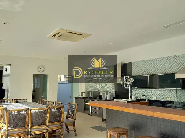 Casa com 1000m² 5 quartos e 7 banheiros, à venda, no bairro Jardim Acapulco em Guarujá